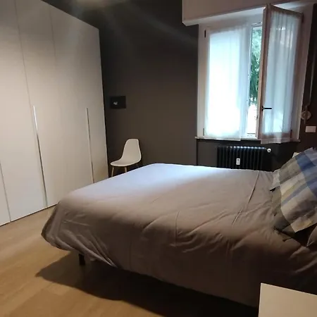 La Casa Di Anna, Trilocale Con Balcone E Garage Apartmán